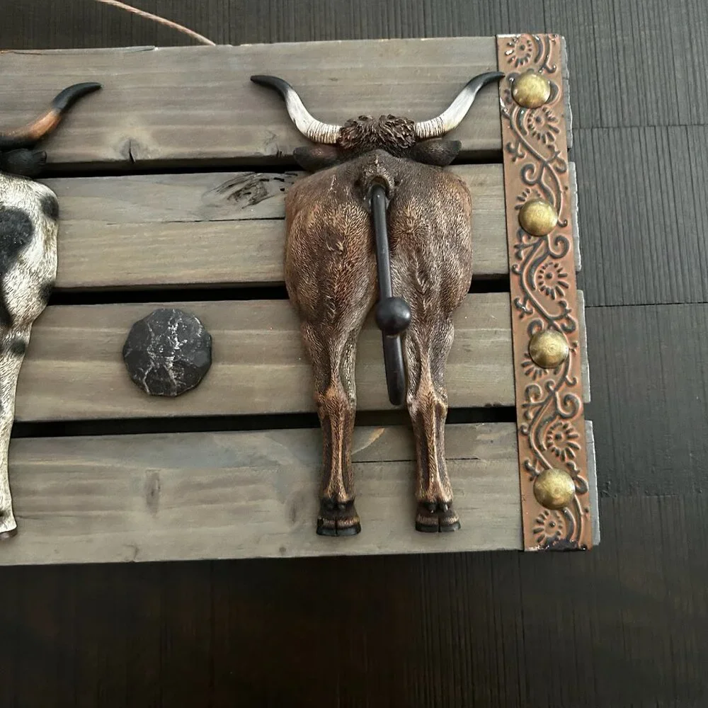 Rustic Western Cow Butt Coat Wall Hooks Rack With Wooden Plaque